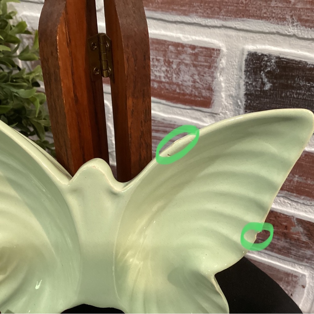 🟢 Vintage Soft Green Butterfly Ashtray - Ceramic Crafted - Many Uses - Unique - Picture 11 of 11